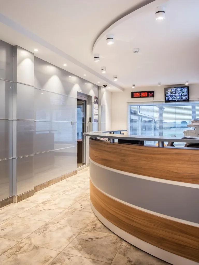 Woliński Diesel Centrum Lublin – oprawy Mistic BROKEN, Mistic EYELET