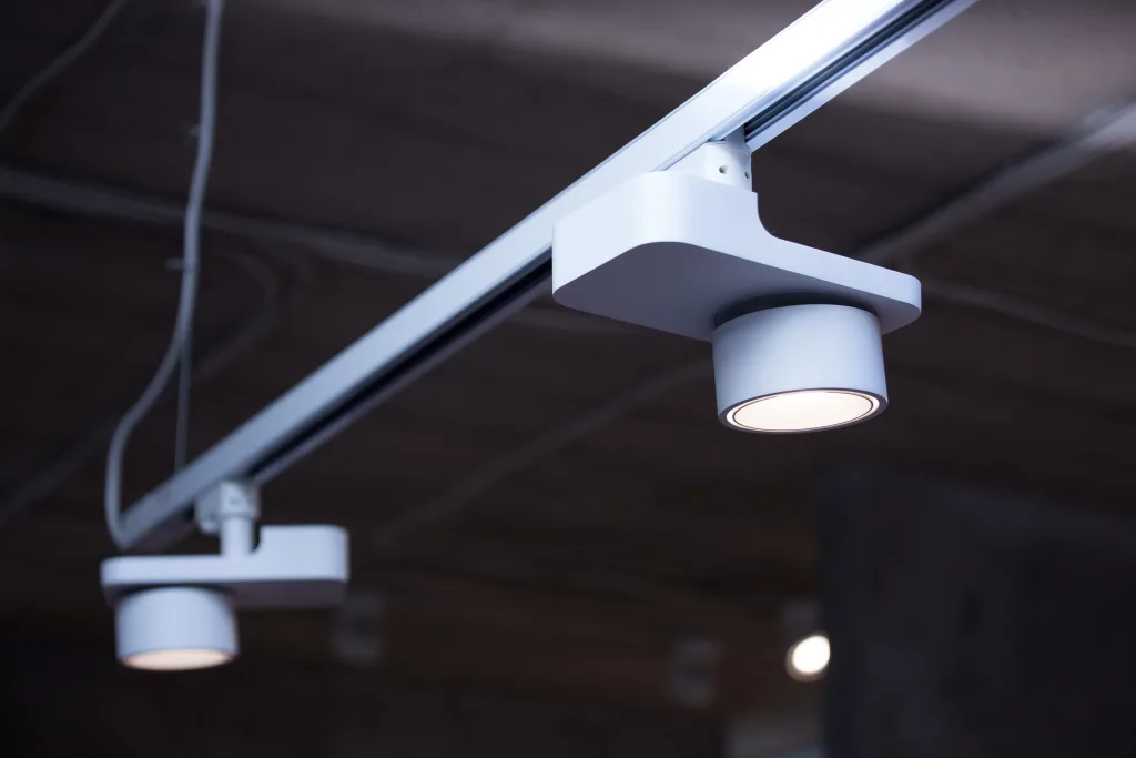 SHOWROOM INTERIO – oświetlenie Mistic Lighting, zdjęcie 13
