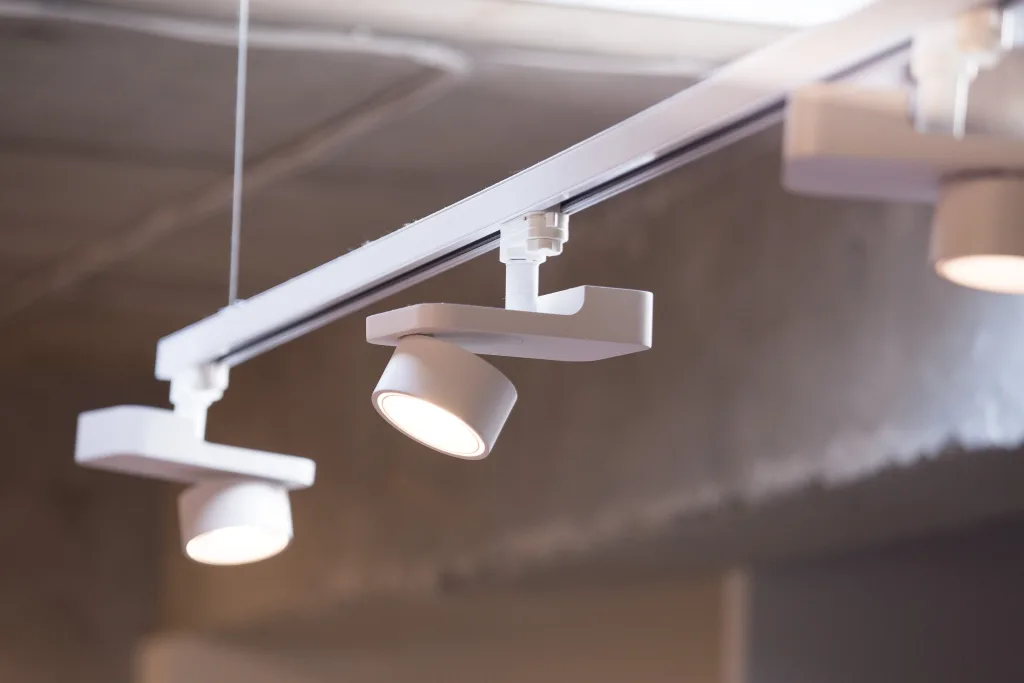 SHOWROOM INTERIO – oświetlenie Mistic Lighting, zdjęcie 15