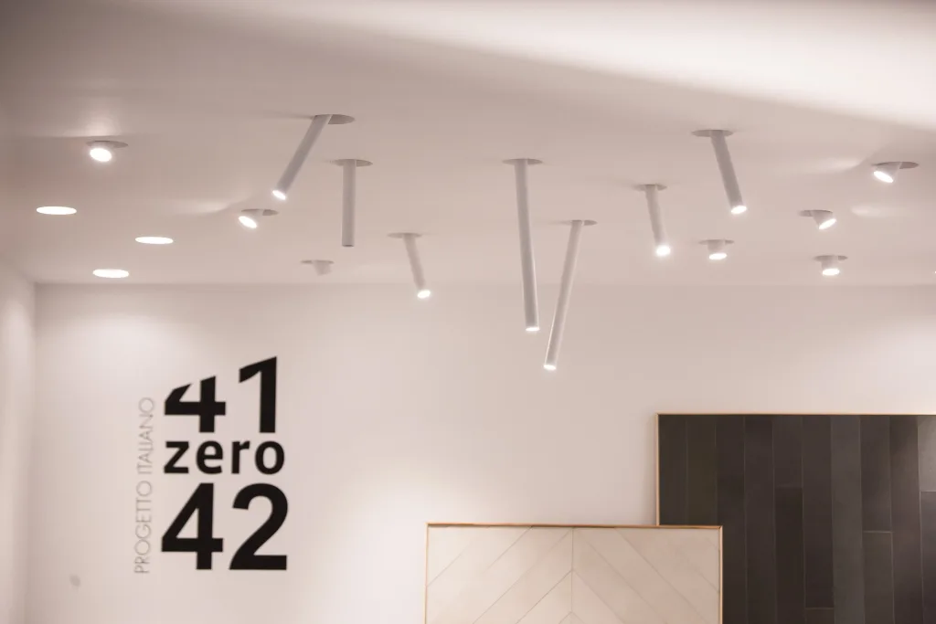 SHOWROOM INTERIO – oświetlenie Mistic Lighting, zdjęcie 5