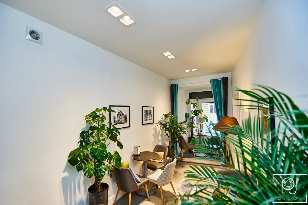 Cukiernia CZEKOLADOWY w Lublinie – oświetlenie Mistic Lighting, zdjęcie 2