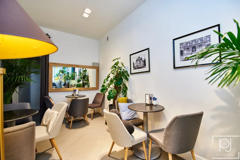 Cukiernia CZEKOLADOWY w Lublinie – oświetlenie Mistic Lighting, zdjęcie 8