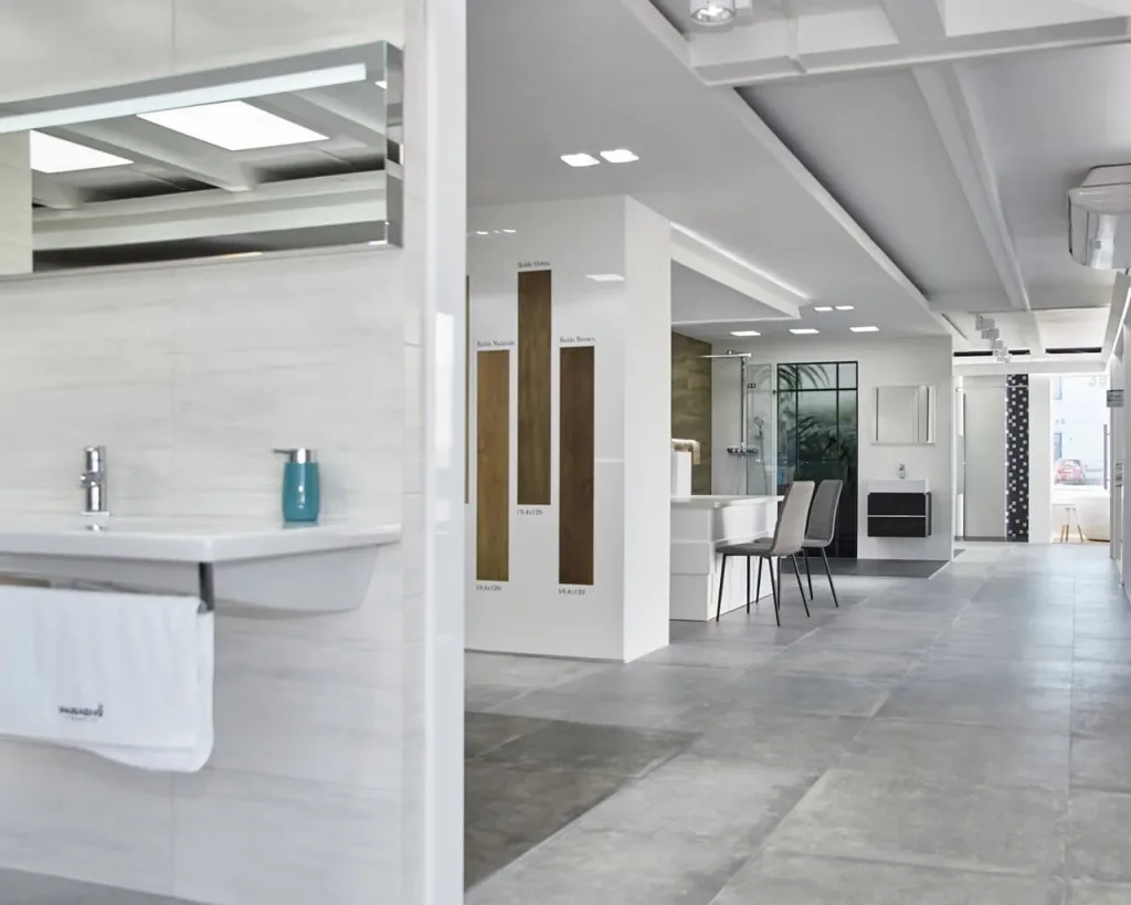 Salon Paradyż w Warszawie – oświetlenie Mistic Lighting, zdjęcie 4