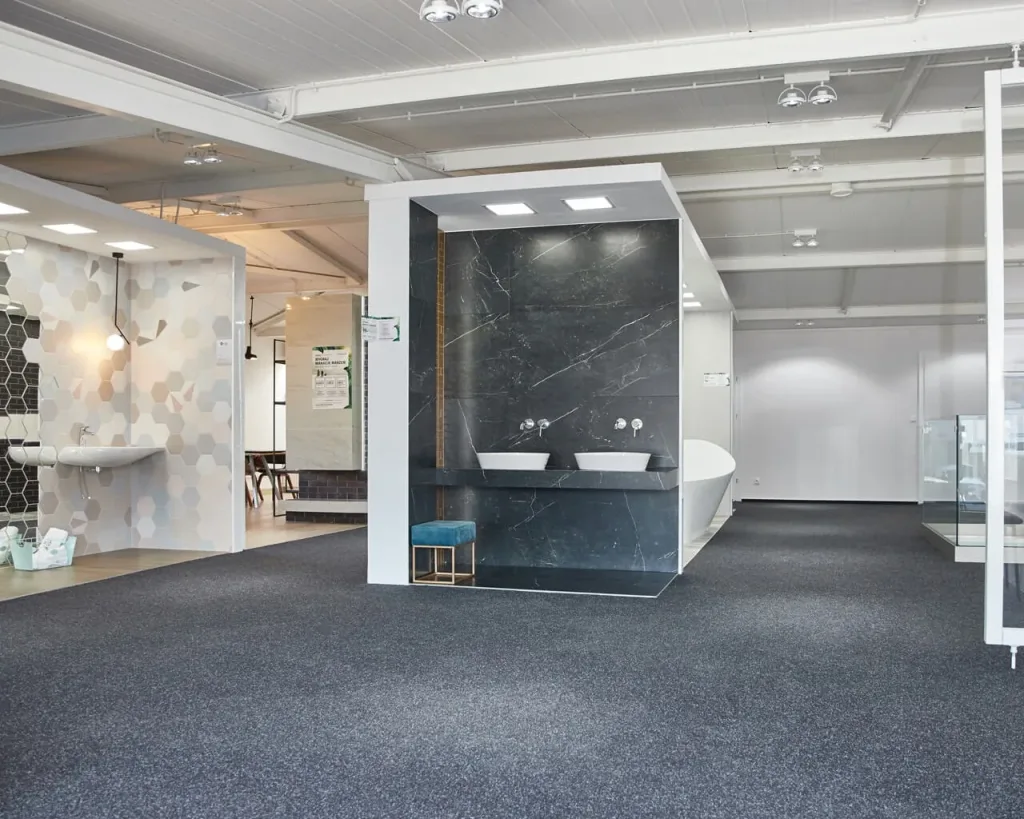 Salon Paradyż w Warszawie – oświetlenie Mistic Lighting, zdjęcie 9