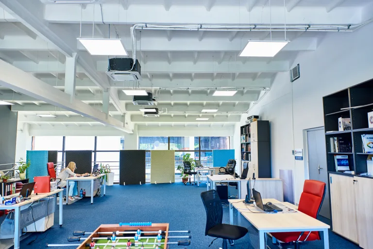 Biuro Handlowe ELMAX w Lublinie – oświetlenie Mistic Lighting
