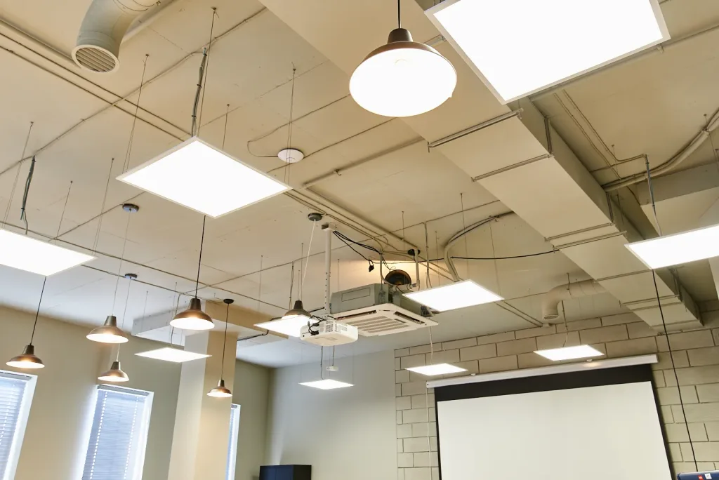 Biuro BILLENNIUM Lublin – oświetlenie Mistic Lighting, zdjęcie 12
