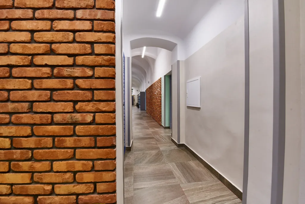Szkoła Urszulanek w Lublinie – oświetlenie Mistic Lighting, zdjęcie 3