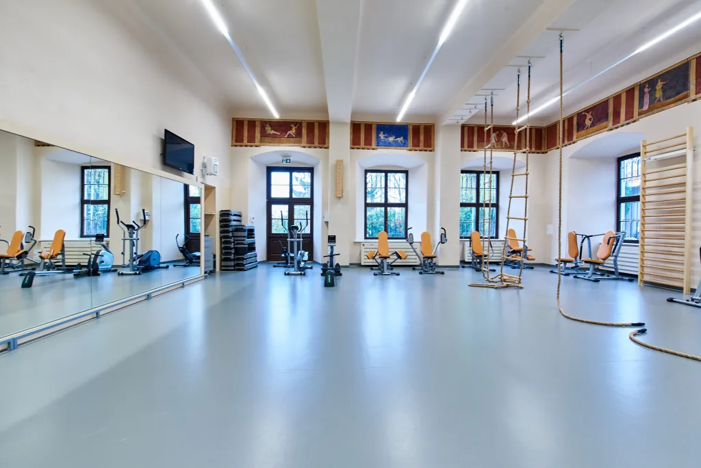 Szkoła Urszulanek w Lublinie – oświetlenie Mistic Lighting, zdjęcie 4