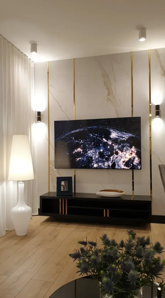 Krzysztof Miruć - "ZGŁOŚ REMONT VI" w HGTV – oświetlenie Mistic Lighting, zdjęcie 6