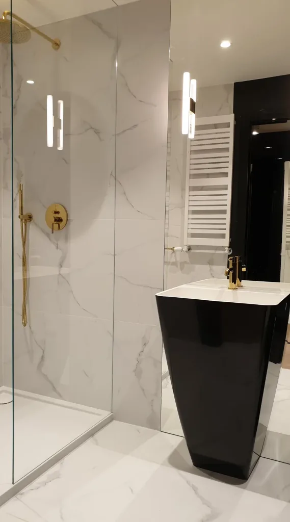 Krzysztof Miruć - "ZGŁOŚ  REMONT VI" w HGTV - odcinek III – oświetlenie Mistic Lighting, zdjęcie 2
