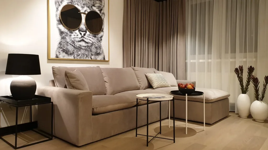Krzysztof Miruć - "ZGŁOŚ  REMONT VI" w HGTV - odcinek III – oświetlenie Mistic Lighting, zdjęcie 7