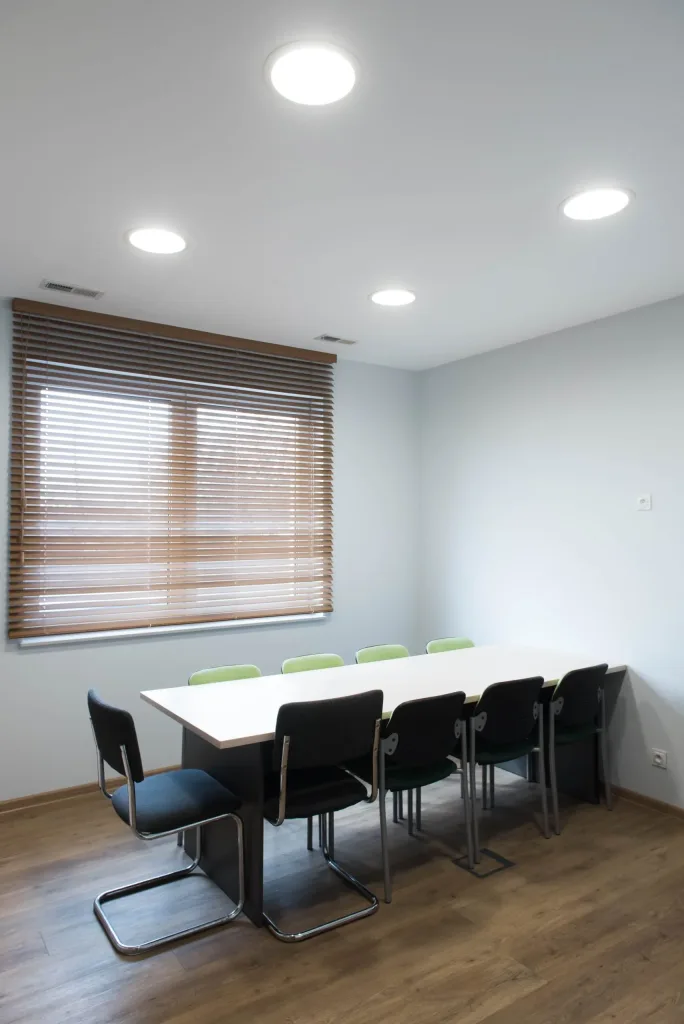 Biuro firmy MOST – oświetlenie Mistic Lighting, zdjęcie 3