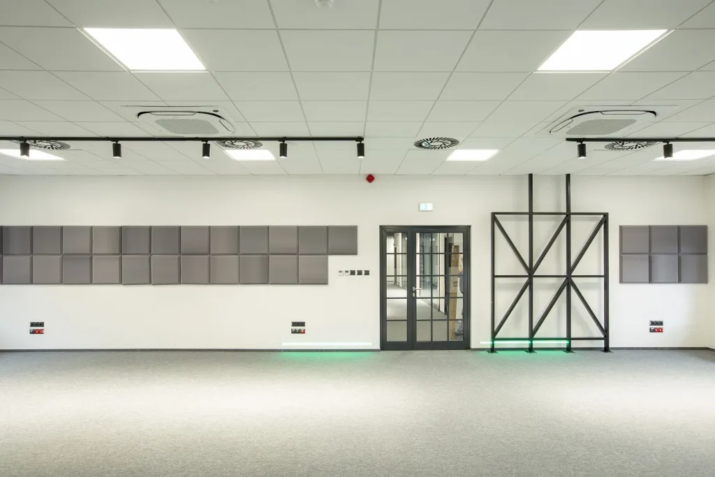 Centrum Komiksu i Narracji Interaktywnej w EC1 Łódź – oświetlenie Mistic Lighting, zdjęcie 4