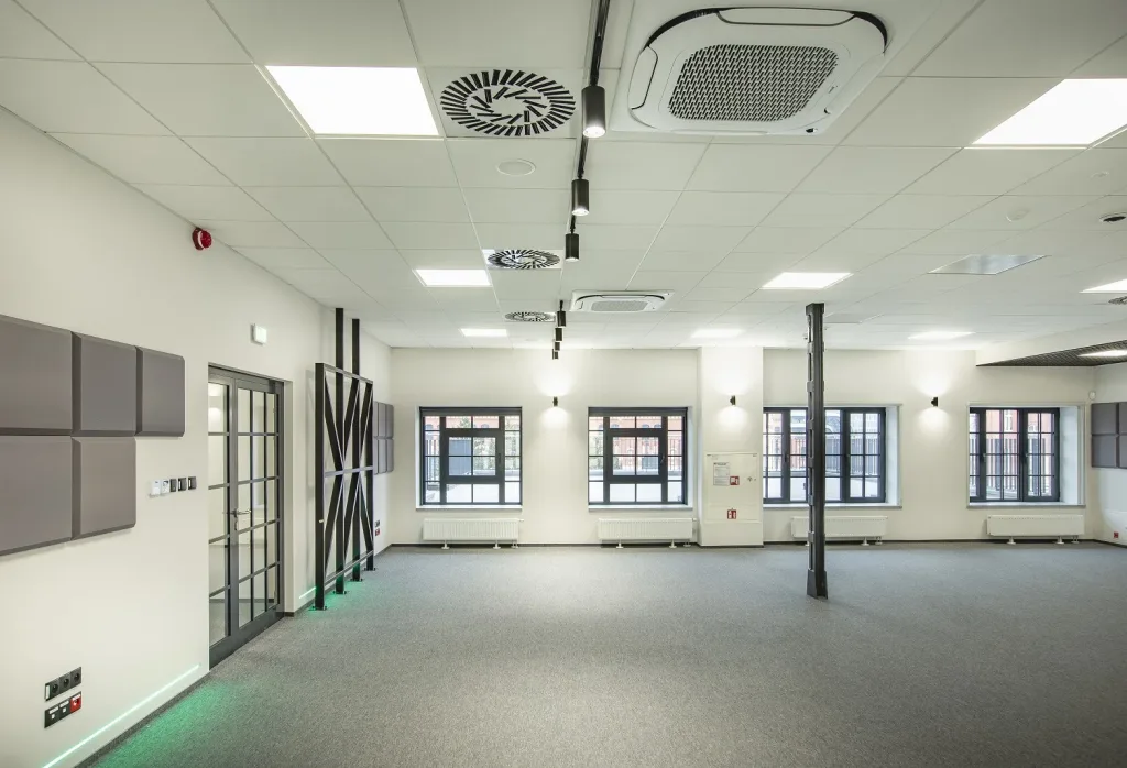 Centrum Komiksu i Narracji Interaktywnej w EC1 Łódź – oświetlenie Mistic Lighting, zdjęcie 9
